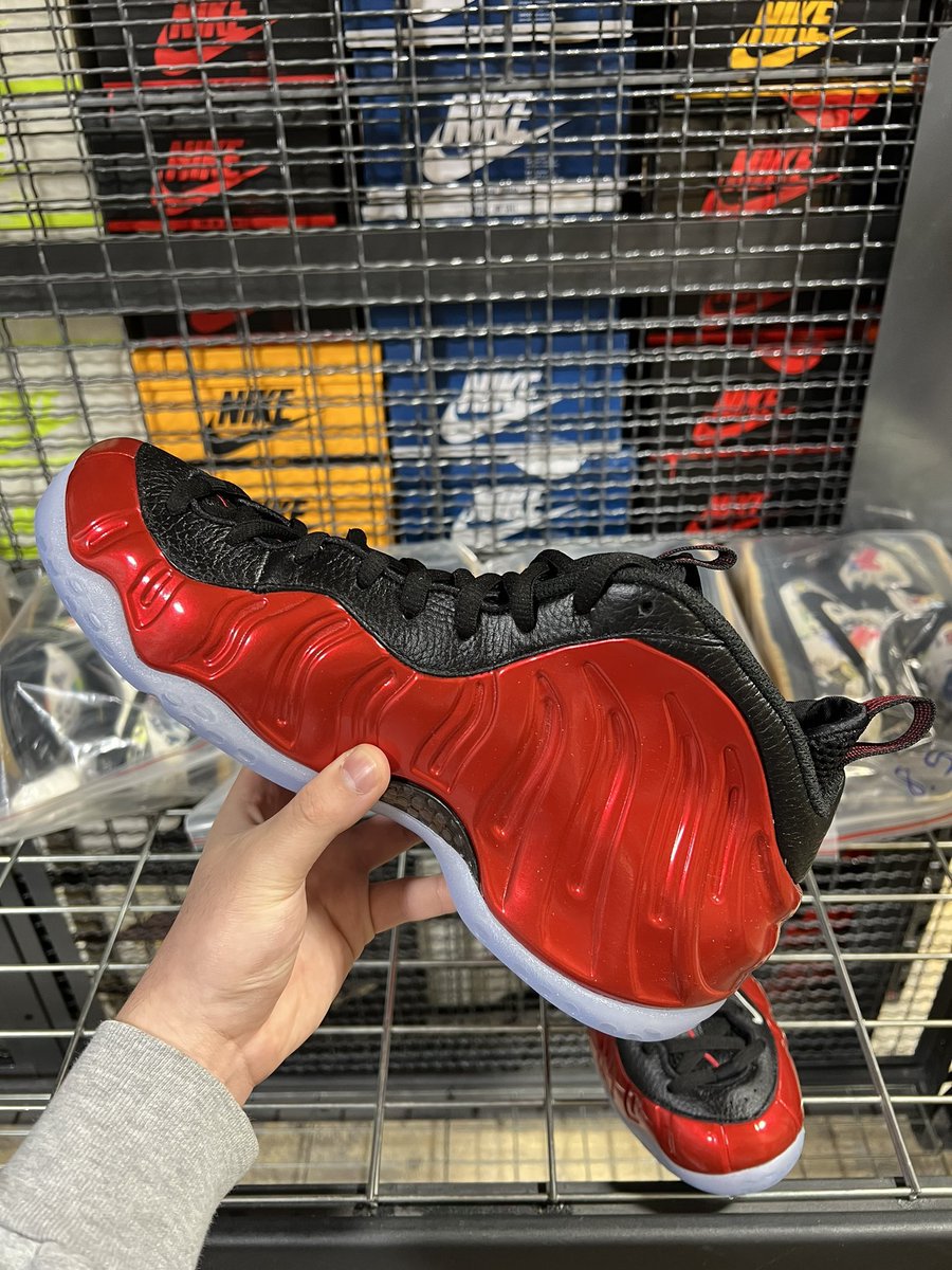 Nike Air Foamposite One “Metallic Red”が復刻 📸: @k9_itsiant