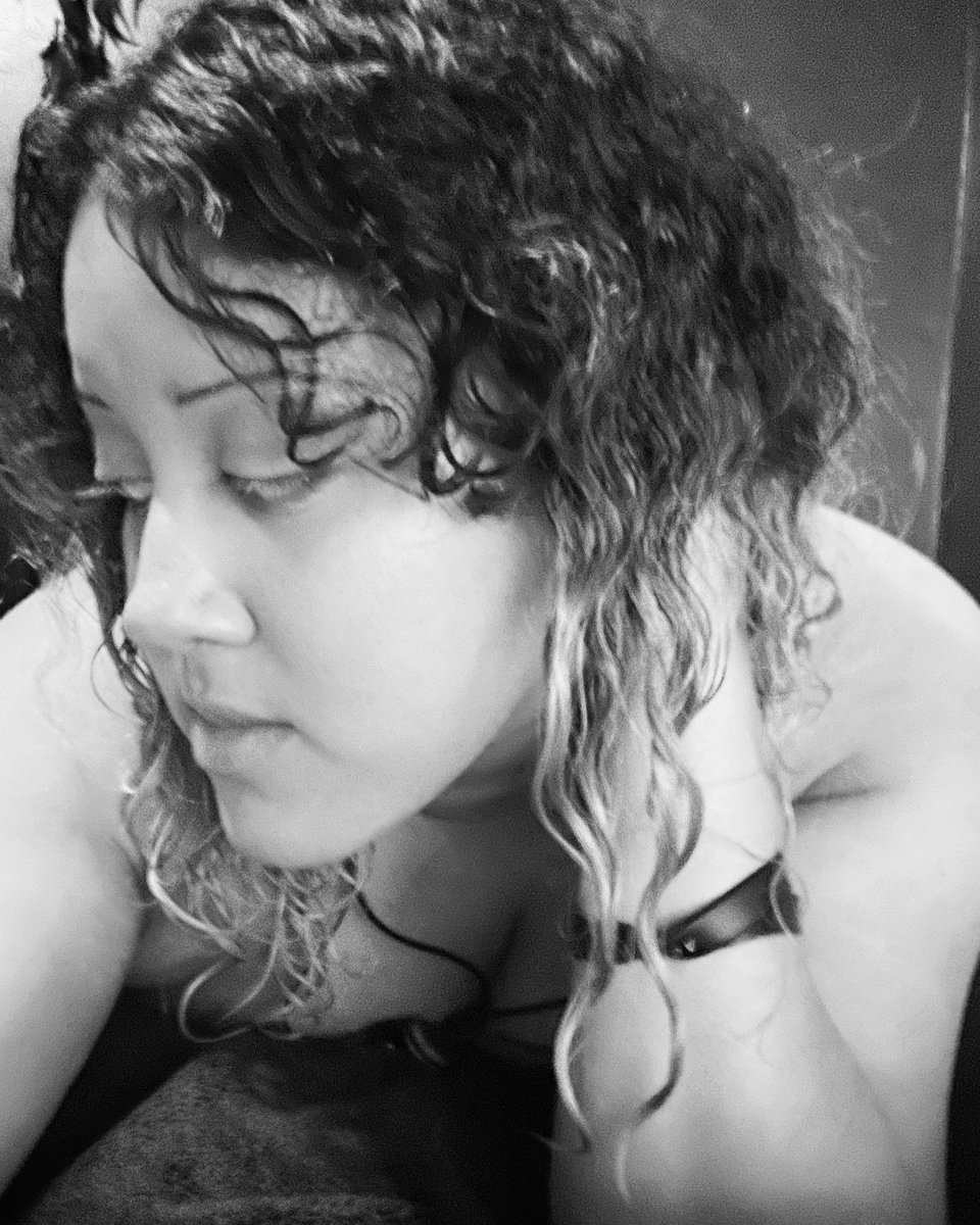 persephone66655's tweet photo. Come watch me gag and deep throat my toy ;) https://t.co/LzJmLgmvvP
#onlyfans_girl #onlyfans #onlyfansbabe #onlyfansmodel #onlyfanssouthafrica #onlyfanscolombia #onlyfansvideo #adultcontent #contentcreators #DeepthroatTraining #deepthroat https://t.co/wQZp5S8CC6