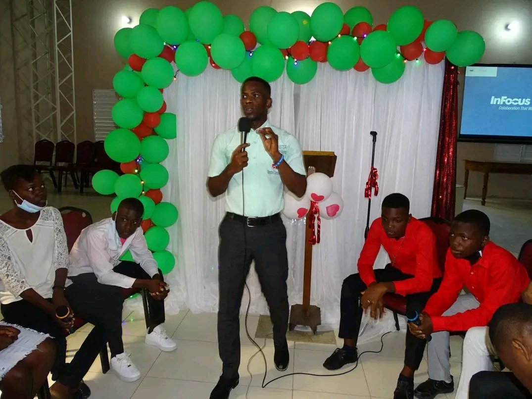 La gratitude est la reconnaissance que nous exprimons envers une personne qui pose une action positive dans la communauté. La gratitude s’accompagne d’un sentiment profond et positif qui contribue à nous rendre heureux!
Grand merci à vous tous!

#Jeninwèl2021
#ClusterArcahaie