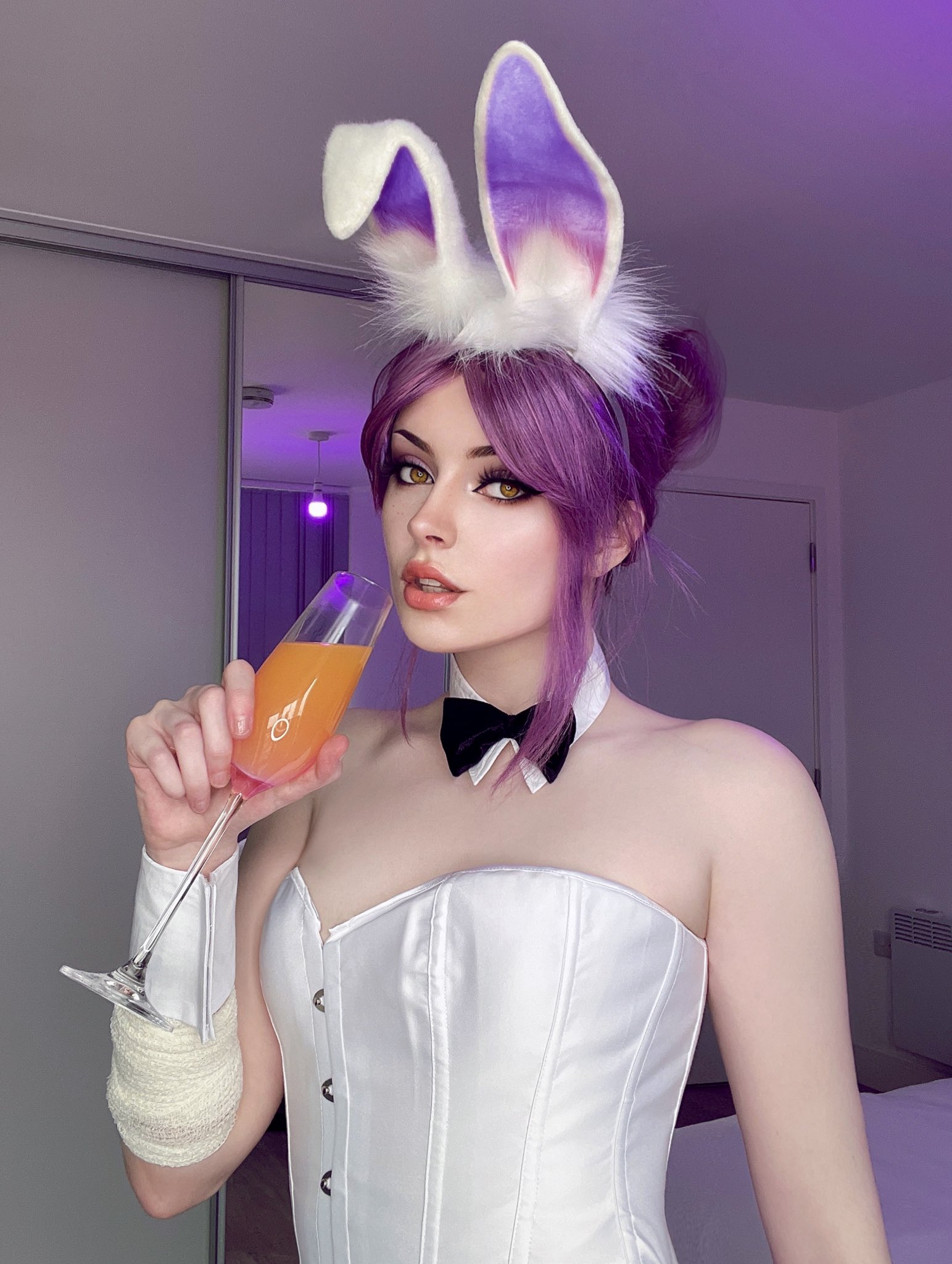 Battle Bunny Riven Cosplay