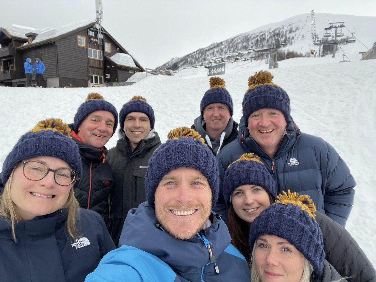 CampdenPE's tweet photo. Staff rocking their team hats! Shorts and hat is the way! #lookingcool #CampdenSki2023 https://t.co/LiuzxB0pX1