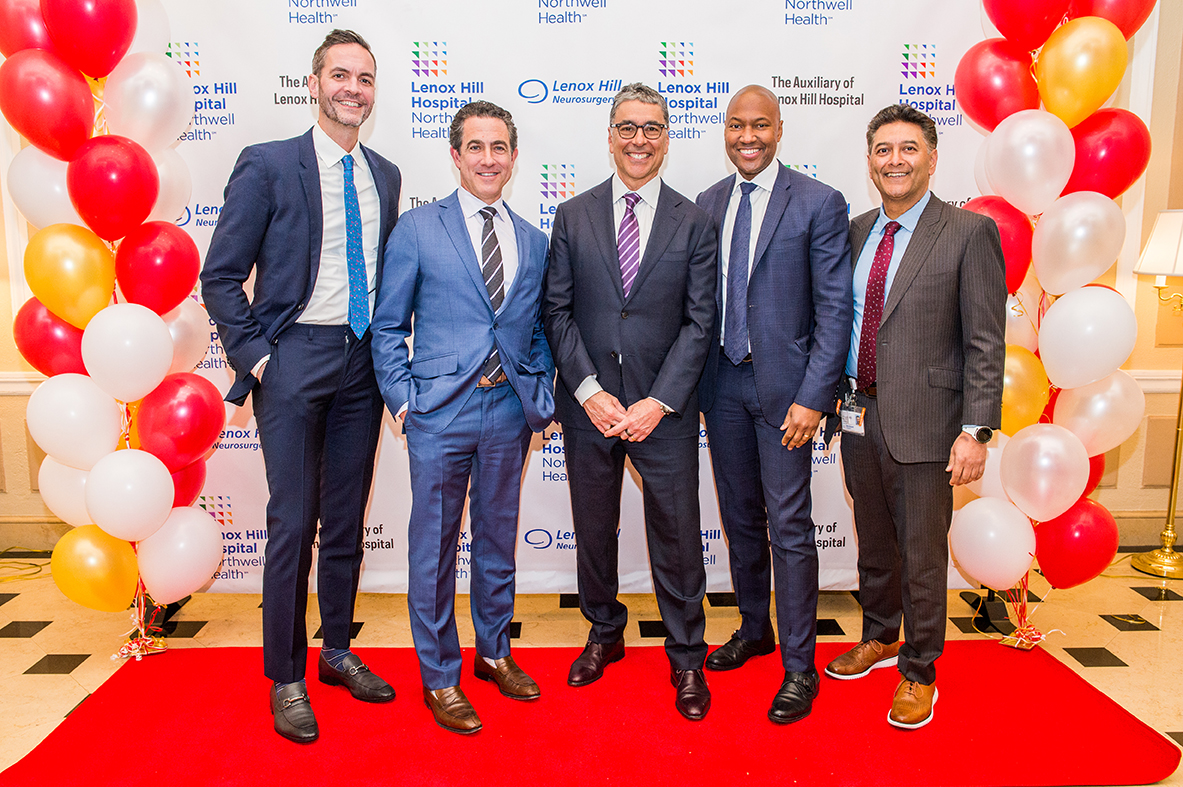 Lenox Hill Hospital (@lenoxhill) on Twitter photo From honoring our world-renowned neurosurgery department and hearing from the filmmakers behind #EmergencyNYC—to raising $96,000 for our Manhattan campuses—our annual Auxiliary gala was one for the books.
Learn more: bit.ly/3mjnYdK From honoring our world-renowned neurosurgery department and hearing from the filmmakers behind #EmergencyNYC—to raising $96,000 for our Manhattan campuses—our annual Auxiliary gala was one for the books.
Learn more: bit.ly/3mjnYdK