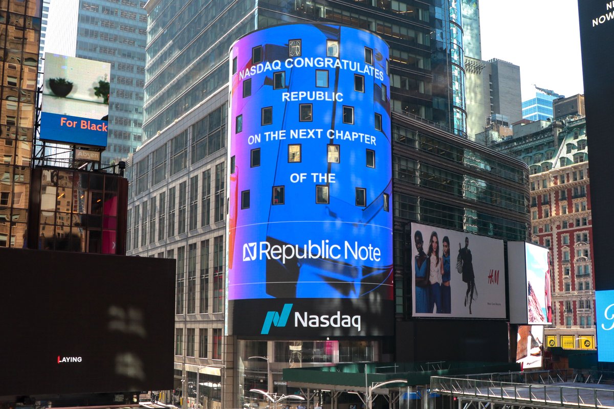 joinrepublic's tweet image. Live from the @Nasdaq tower in Times Square! #republicnote