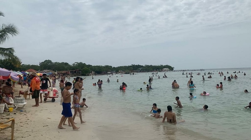 Temporadistas califican como positivo despliegue de seguridad en Miranda

#EsteEsMiPaís 

vtv.gob.ve/temporadistas-…