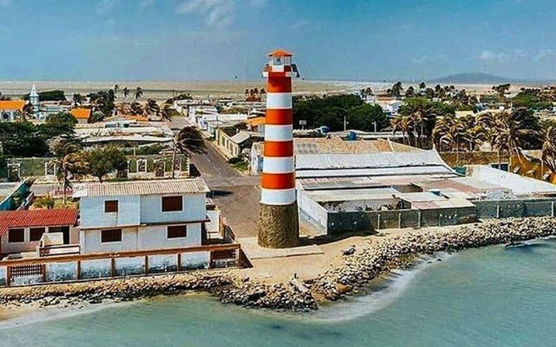 noticierovv's tweet photo. #Economía | Más de 30.000 personas han visitado las playas de Paraguaná en Semana Santa

Más información aquí: https://t.co/XYfjmroi9I

#NoticieroVV #10Abr https://t.co/lfdIdCPodt