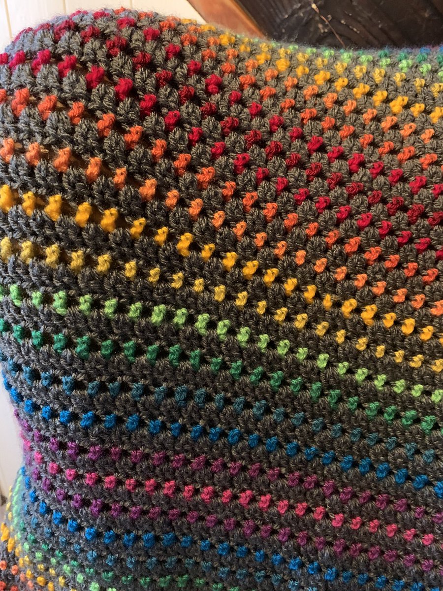 The “Rainbow Through the Storm” blanket is finally finished. The photos don’t do justice to the colours but I’m quite pleased with the result. The pattern is designed by Melly Elly Crochet and worked in Stylecraft Special DK. A lovely snuggle blankie 😊😊