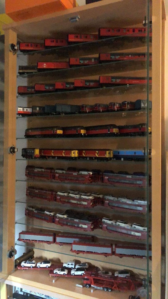 CreweJunction's tweet photo. Eventually will all be wired up along with point motors , lights , DCC and potentially magnetic uncouplers (the red and black wires are all for the track at the moment with soon to be the point motors CDU and frog switches) https://t.co/27adRTTu0a