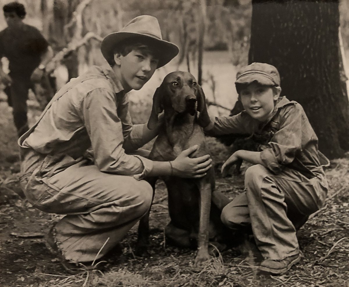 Two swamp rats and their hound dog. On the set of #Disney’s The Secret of the Pond, 1975.
#WonderfulWorldofDisney #ClassicDisney