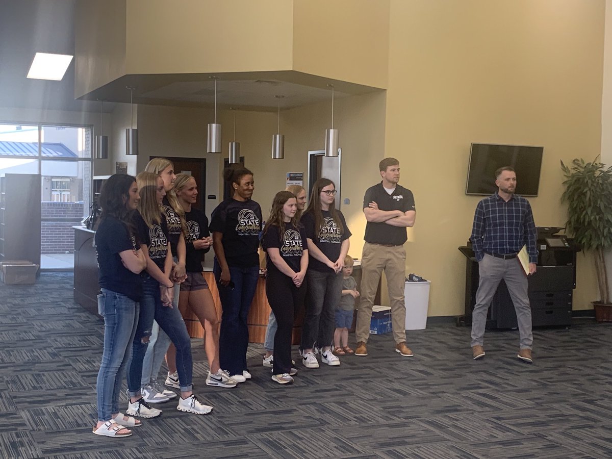 SSAsstSupt's tweet photo. Sr Girls basketball team is being recognized for another great season. Back to back Conference Champs and 30 consecutive conference victories! Great job ladies. #wearesouthside https://t.co/22IhwY7TFt