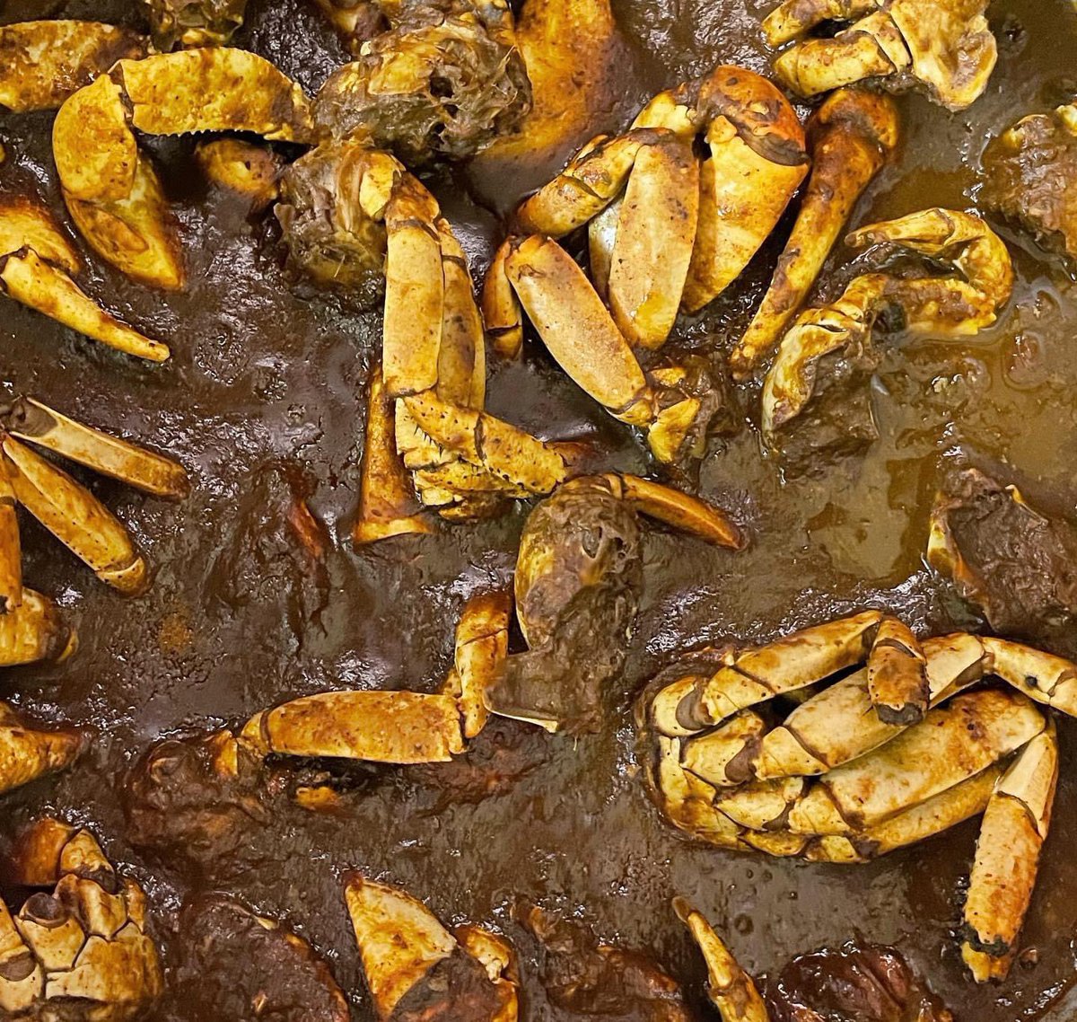 GillesBELMO's tweet photo. #OutreMer #Martinique #Pâques #Tradition #Matoutou #Crabes : En ce lundi de Pâques, le matoutou de crabes légendaire préparé par ma Maman d’Amour, toujours délicieux 😋 https://t.co/Cezi7zYEFp