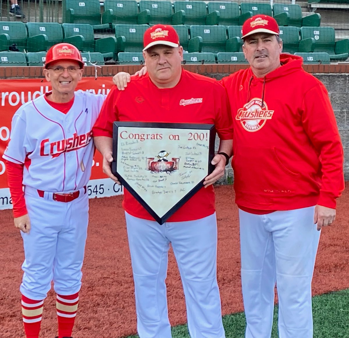 crushersports's tweet photo. The Bishop McCort Crushers defeat the Bishop Carroll Huskies 11-1. The win gives Coach Pfeil his 200th career victory. Congrats Coach Pfeil!! #CrusherPride https://t.co/9Ugej0xXfJ