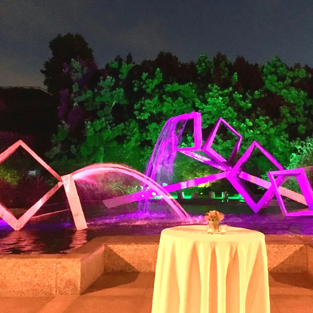 The colorful uplights we added to this outdoor art installation make it incredible at night!

#lightingdesign #Lighting #losangeles #lighinginstallations #avdesign #uplights #artinstallation
