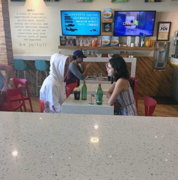 jarianaoutdid's tweet photo. Since they wanna play let’s talk about her moving from Abel to Justin in a matter of days lol such a loser https://t.co/b2RXxyQ5Dn