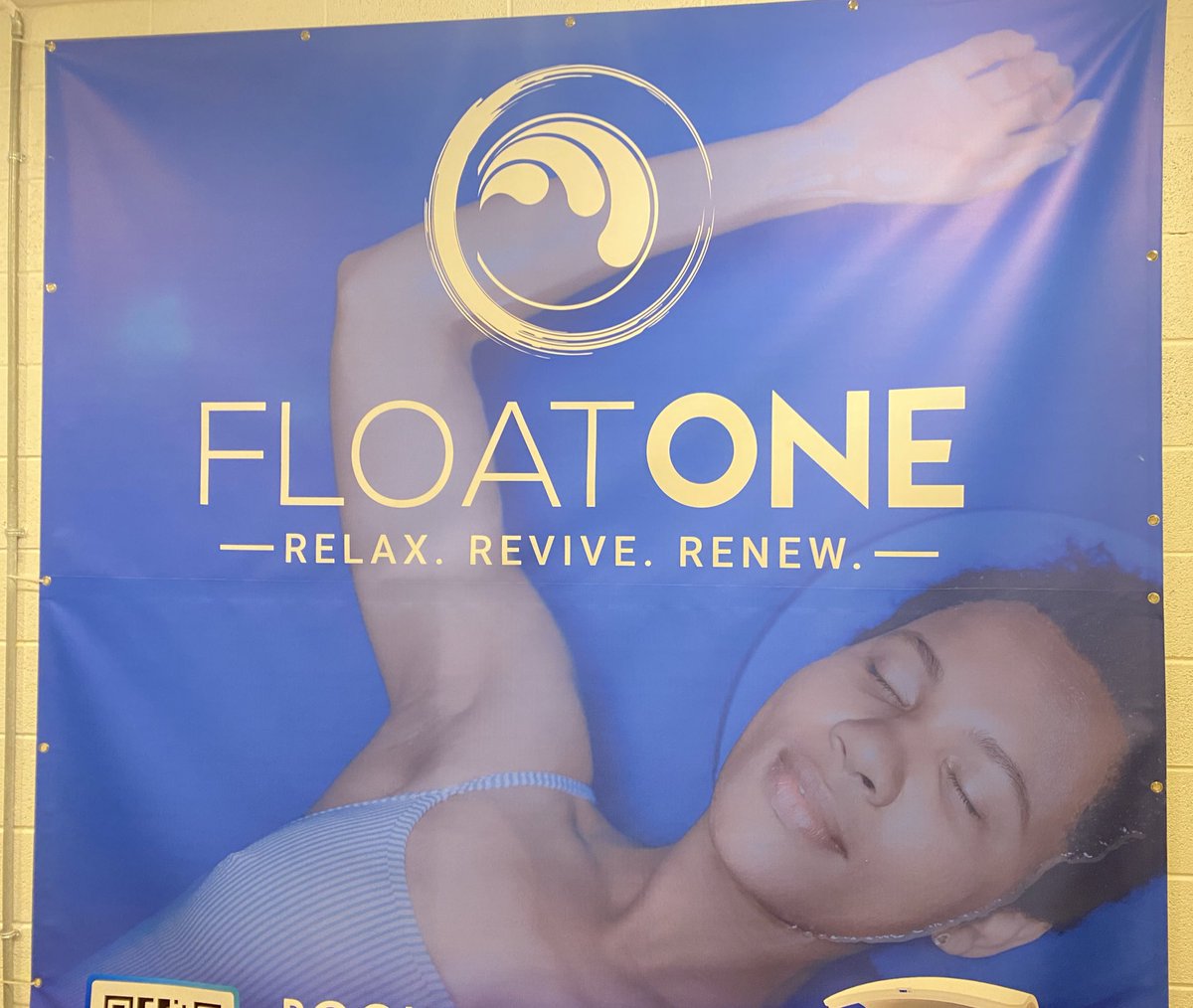 BigDazK84's tweet photo. Had an amazing day at float one in Morris park today. Folks if you haven’t tried this already I highly recommend this. Never felt so quiet in my mind or relaxed in my entire life. #floatone #relaxation #Glasgow #podlife https://t.co/kv1LRUKZlh