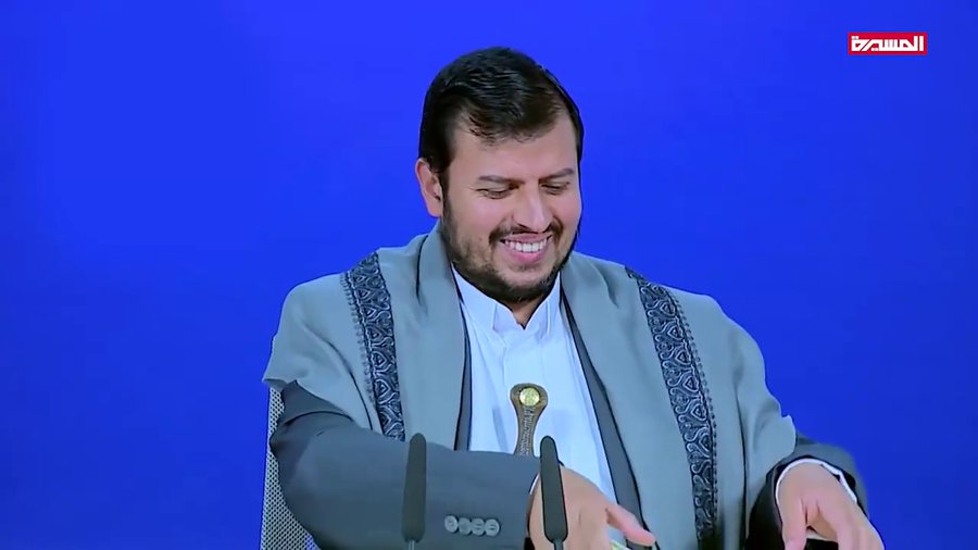 في محاضرة السيد القائد يحفظه الله الليلة أوضح أن الفساد المالي هو خيانة للأمانة وجرم عظيم ويصنع معاناة للناس في معيشتهم وحياتهم وبين أيضاً أن الذي يبتز الناس مالياً بغير حق وهو في موقع مسؤولية  هو يرتكب جريمة كبيرة ويمارس الفساد واللصوصية ويستغل نفوذه ويضر بالناس