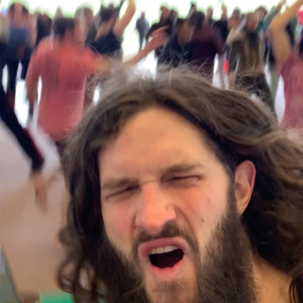 Luke Rain tweet media