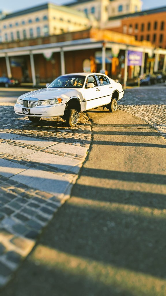 Sunday night 🌉 car show in <a href="/DowntownSac/">Downtown Sacramento Partnership</a> #oldsac had some interesting looking rides. #cars #travelphotography #car #CaliforniaAdventure