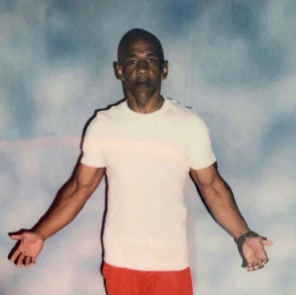 what's the logic?👷🏾( عبد الملك‎) on Twitter "RT _ValTown_ Lorenzo