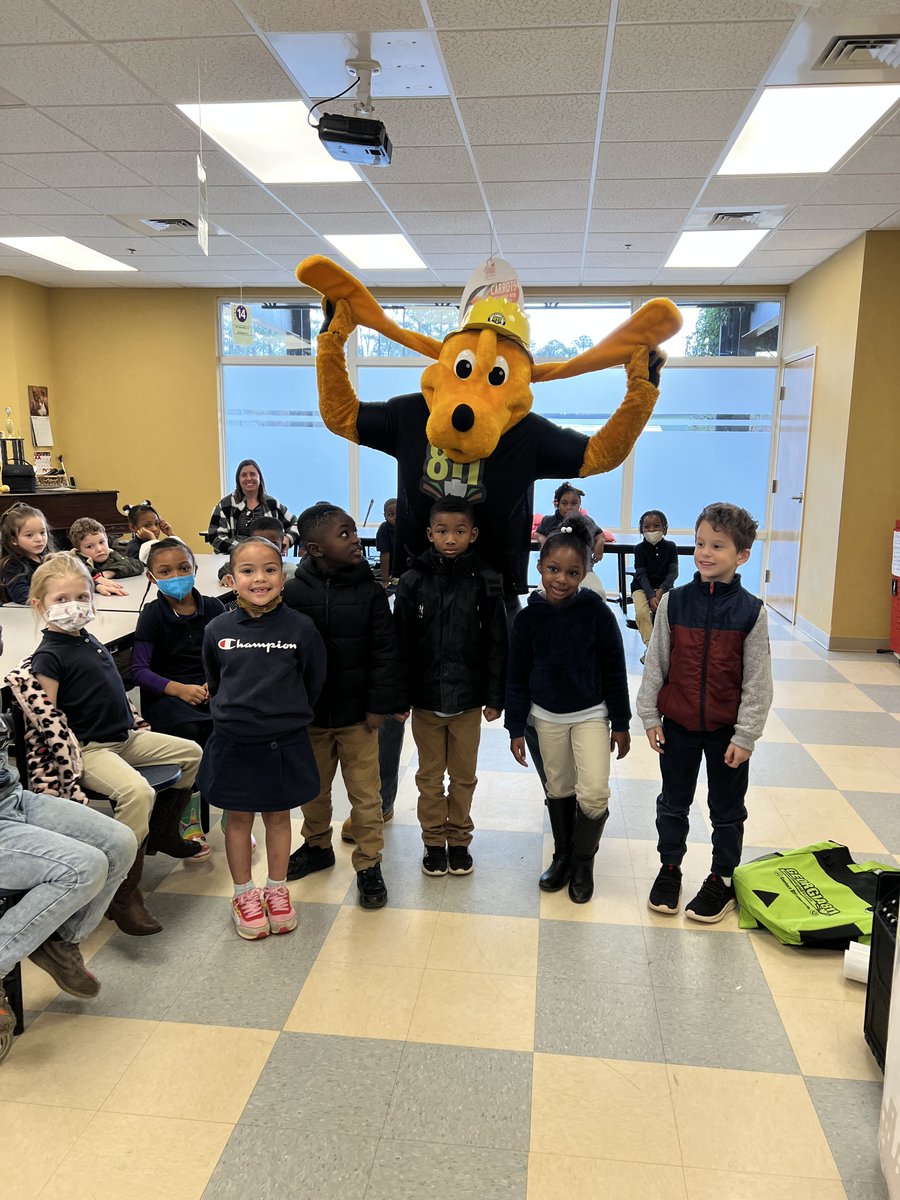 Digger Dog and Ms. Maria visited Chattahoochee Hills Charter School! Digger and Ms. Maria visited Chattahoochee Hills diggerdog811.com/?p=3938 <a href="/GA811/">Georgia 811</a> <a href="/ChattHillsChSc/">Chattahoochee Hills Charter School</a> <a href="/SCSCGa/">State Charter Schools Commission of Georgia</a> <a href="/georgiadeptofed/">Georgia Department of Education</a> #GeorgiaCharterSchoolAssociation #safedigging #contact811beforeyoudig