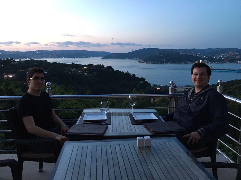 NevzatErtunga's tweet photo. Dun Emre’ye elveda dedik… Ondan geriye kalan bazi fotograflarimiz. Acimi kelimelerle ifade edemiyorum…

Artik onu anilarimizda yasatacagiz. Dunyanin en guzel insaniydi.

Kardesim merak etme, B1 tam kadro seni ugurladi. Seni cok ozluyoruz, unutmayacagiz ve unutturmayacagiz. https://t.co/y2qfWWgJaG