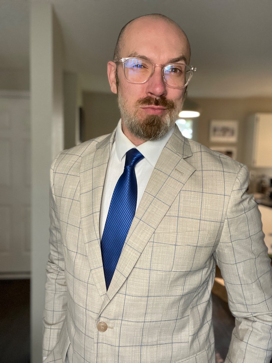 New suit alert! I’ve always wanted a custom suit and an opportunity came up to get one for a decent price. Was tired of the same navy blue and gray suits. They even monogrammed the jacket for me. #sharpdressedman #newsuit #fancy #dressedup #suitandtie