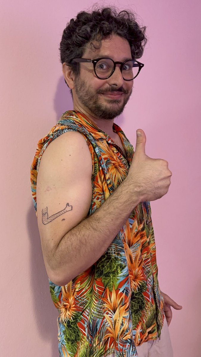 malfeitattoo's tweet photo. #25 - o ápice da meta tatuagem: O cliente já tinha uma tatu no braço esquerdo e aí ele quis tatuar o braço direito inteiro XD
Booking open to Berlin, Copenhagen, Paris, Brussels & Brasil (muitas cidades). e-mail: malfeitour@gmail.com #malfeitona #malfeitonatattoo #ignorantstyle https://t.co/x0Rn8XmrOI