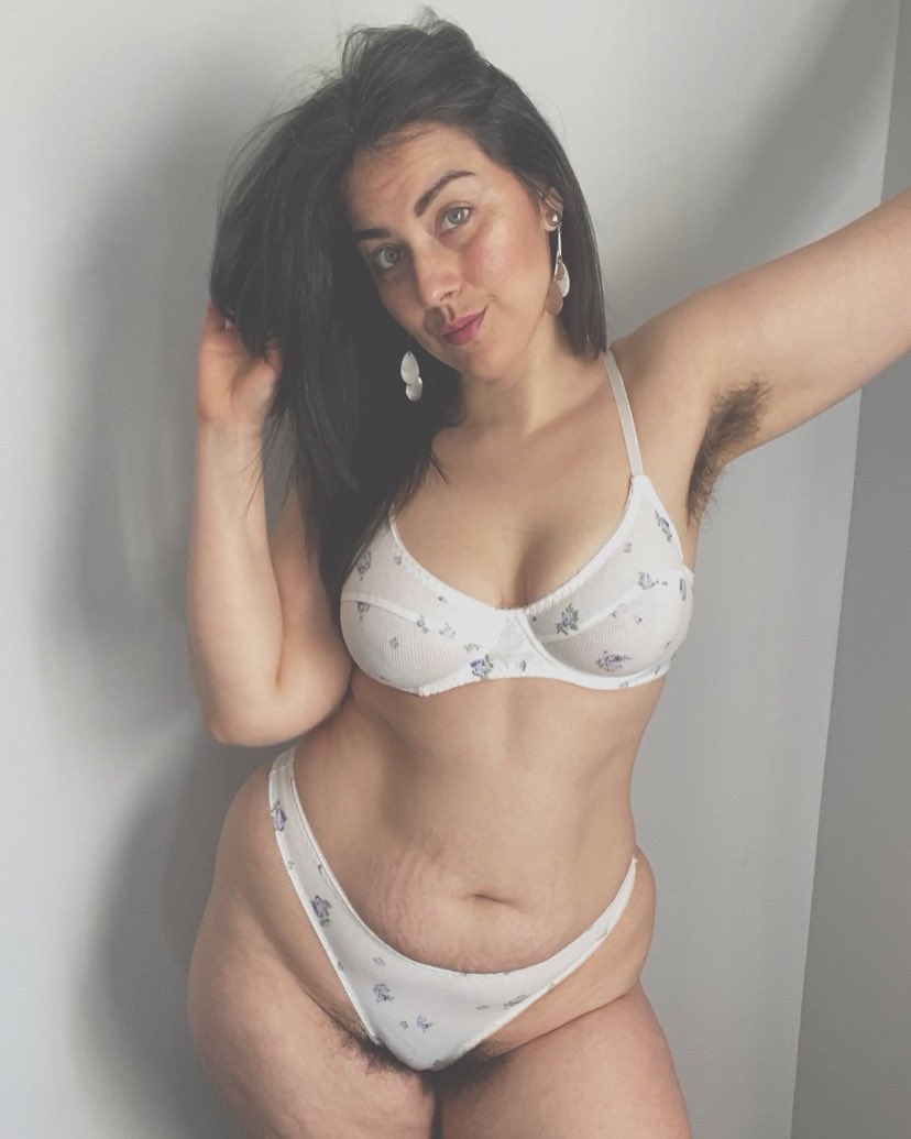 Scarlet Blosom 🌿 Onlyfans/Manyvids (@Scarletlabelle1) / X