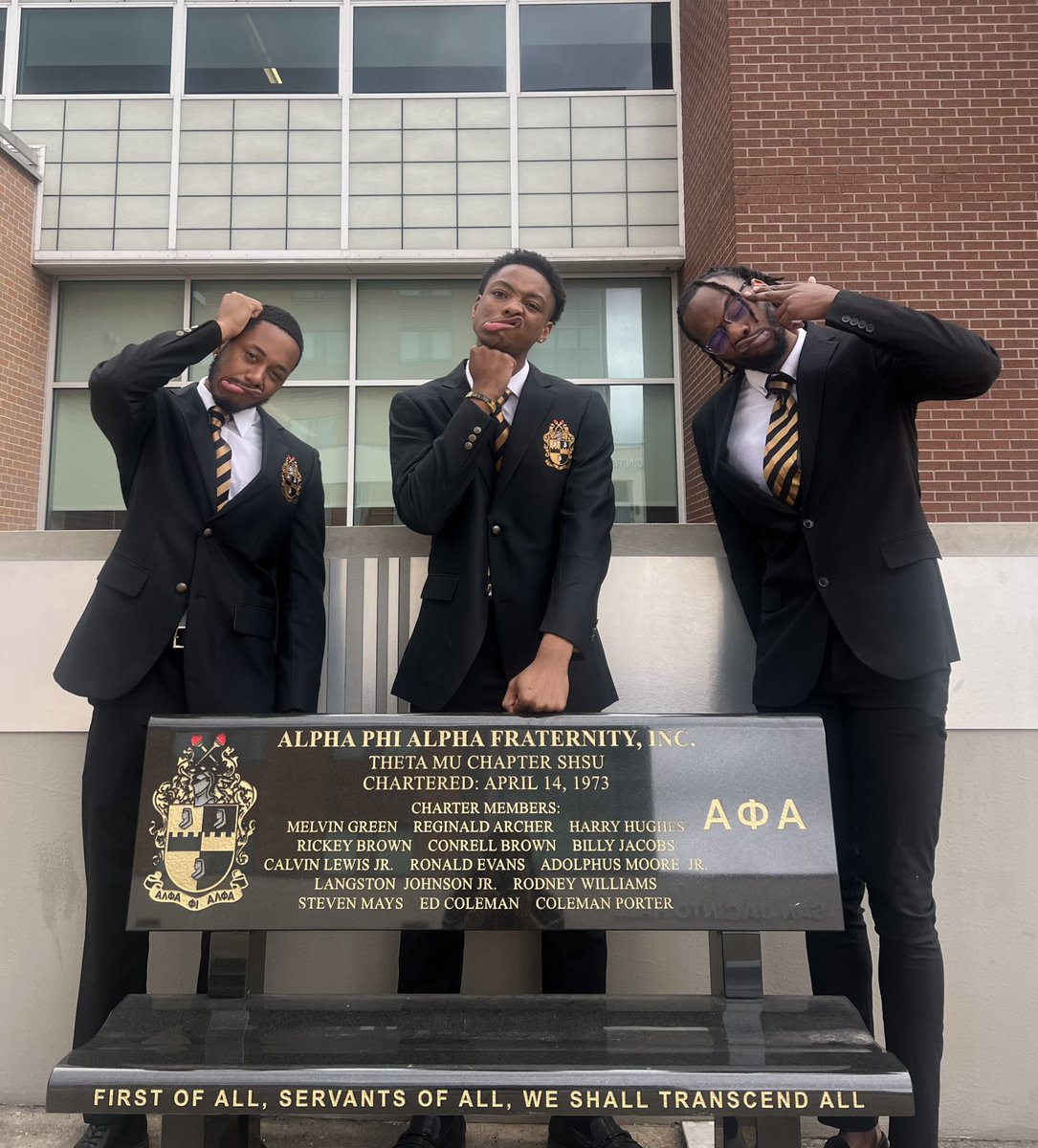ThetaMuAlphas's tweet photo. Our predecessors laid the foundation and structure for what Theta Mu is today. We wish to recognize them for their hard work in establishing a bench for our chapter to be recognized as the first Collegiate Black Greek organization at Sam Houston State! #payhΘΜage #AlphaManMonday https://t.co/RtzfRNBm7T