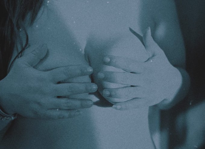 Buona PasquTetta a tutti @ClubTroie https://t.co/hMufoMC2Ko<a class="tags" target="_blank" title="On Twitter" href="/?out=eyJ0eXAiOiJKV1QiLCJhbGciOiJIUzUxMiJ9.eyJpYXQiOjE3MjQxNDYzMzcsImlzcyI6InR3cG9ybnN0YXJzLmNvbSIsIm5iZiI6MTcyNDE0NjMzNywiZXhwIjoxNzU1NjgyMzM3LCJyZWRpcmVjdF91cmwiOiJodHRwczovL3R3aXR0ZXIuY29tL0NsdWJUcm9pZSJ9.dfkiLLcW8IXSJkwnAHNgpHhXmQjou1FZ4VHoRRx0EUvwI8P5swgpNj5kFQVJTCZ_64KxR7hM1fGmamEGZBw0yw">@ClubTroie</a><a href="/tag/nuovafotoprofilo"class="tags"><span>#nuovafotoprofilo</span></a>