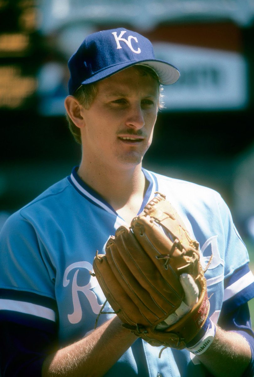 A #HappyBirthday to retired righthanded pitcher and former high school baseball coach Bret Saberhagen (59).  #Royals #Mets #Rockies  #RedSox   

sabr.org/bioproj/person…

1985 WS champion/WS MVP 
1989 AL ERA leader/MLB wins leader/GGAward winner 
2X AL CY Award winner 
3X AS