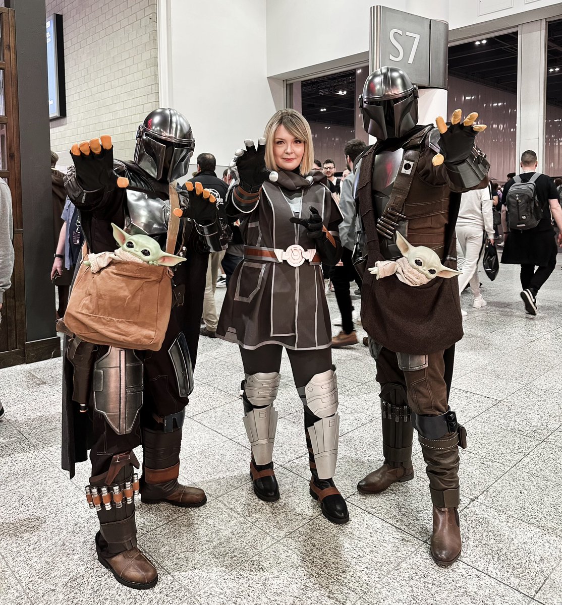 kefibean's tweet photo. Lana Beniko cosplay photo dump 🤟🏻💖 #SWCE2023 #SWTOR https://t.co/lXUkhNBhNa