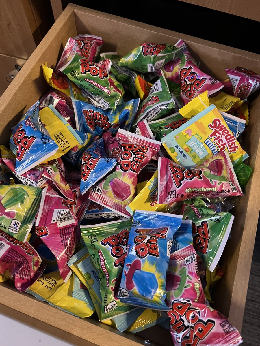 CThambundit's tweet photo. PSA: Taylor Swift themed candy drawer restock in honor of #ErasTourTampa 💎💖👑💎✨💎 💖💎 https://t.co/S5vg7DAx5C