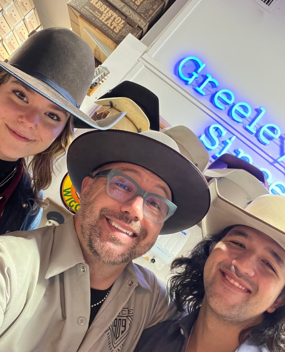 GreeleyHatWorks's tweet photo. Trunk Show Updated for Herb's Hat Shop in Blanco, TX. 🤠
. 
**Times Updated for Friday**
Friday April 28th 9:30AM-4PM 
Saturday April 29th 10AM-6PM
.
Cannot wait to see you there and create #HATisfaction®🤘🏼🦫🎩

#greeleyhatworks #trunkshow #HATitude®#customiscool #westernfashion https://t.co/T9NpMCKxH7