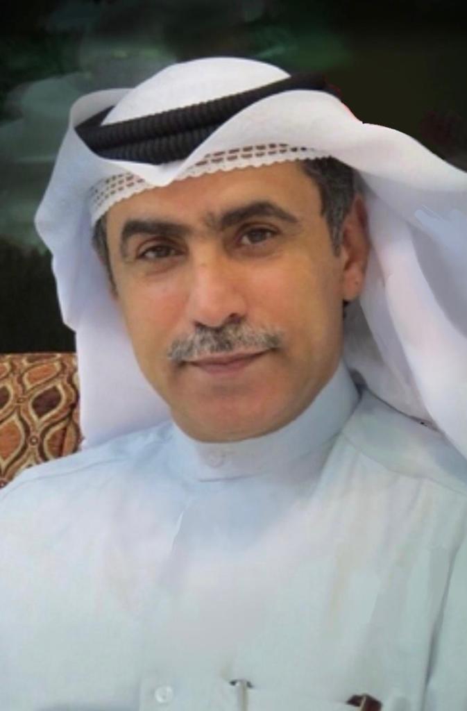 HiodaKw's tweet photo. هنأ الدكتور/ حسين علي حسين عميد المعهد العالي للفنون المسرحية، عضوي هيئة التدريس: الدكتور/ مبارك المزعل والأستاذ/ موسى آرتي، بمناسبة اختيارهما أعضاء بلجنة إجازة العروض المسرحية لمسرح الكبار، بالمجلس الوطني للثقافة والفنون والآداب، متمنياً لهما دوام التوفيق. https://t.co/OgGiAAK9eJ