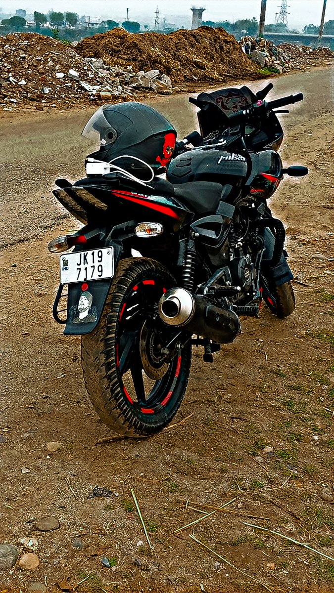 _th3l3o's tweet image. #pulsar220f