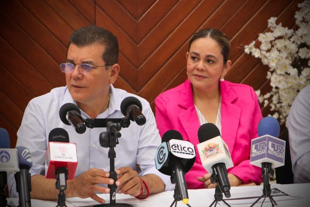 #DIF
🧒🏻👦🏻🌊Otorga DIF Mazatlán en coordinación con el Instituto Municipal de la Juventud, 6 mil 150 pulseras de extravío en módulos instalados en zona de playa y plazas comerciales.

Leer más 👉 wvw.mazatlan.gob.mx/?p=46933