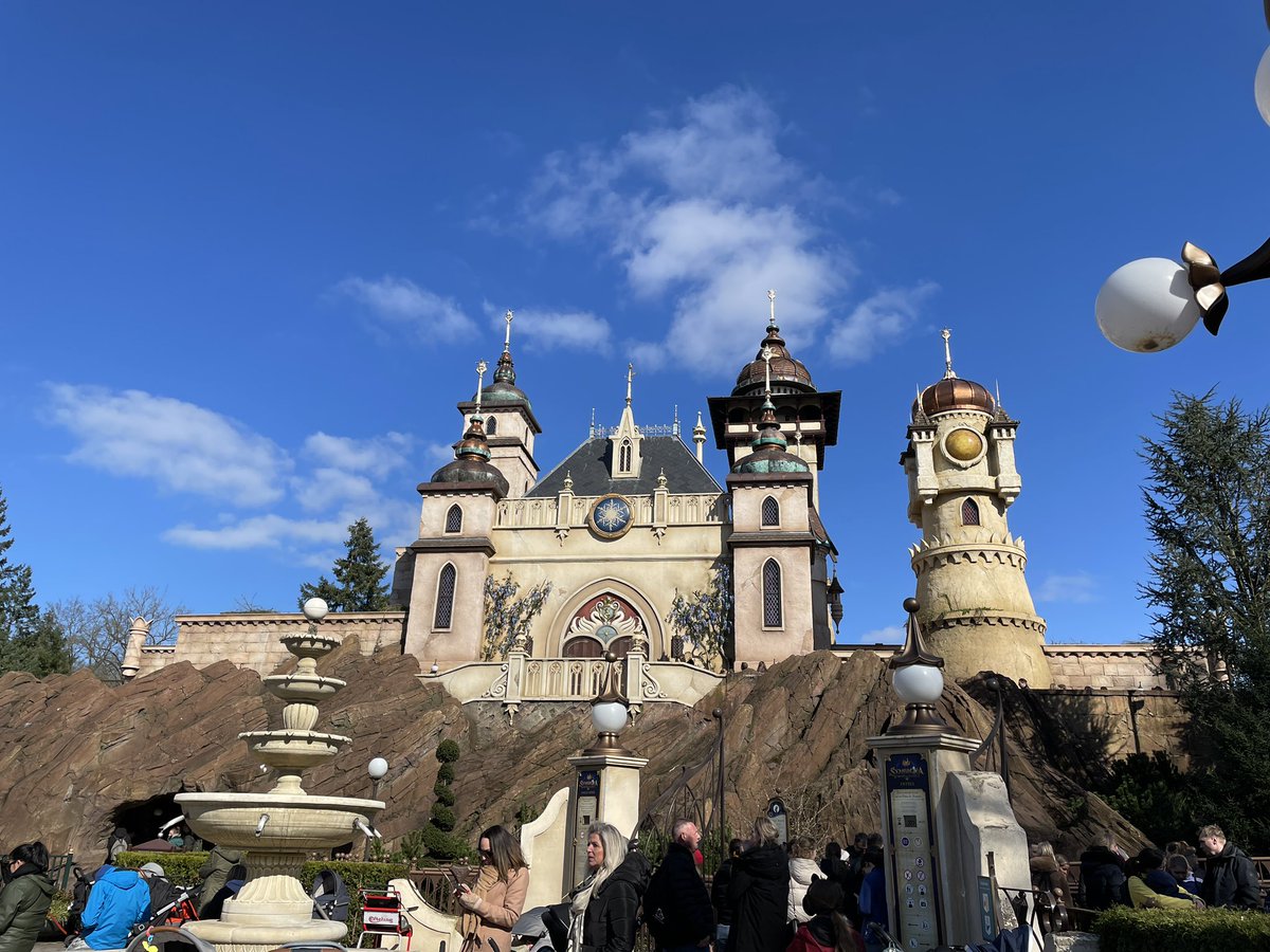 tinateaspoon80's tweet image. My 40th was cancelled in 2020, this last 10 days has really made up for it!
Efteling, Belgium coast, Plopsa, Gt Yarmouth. Lots of fun and frolicks with my boys and friends ❤️
Next sell the house and get the last of my parents affairs finalised 🤞