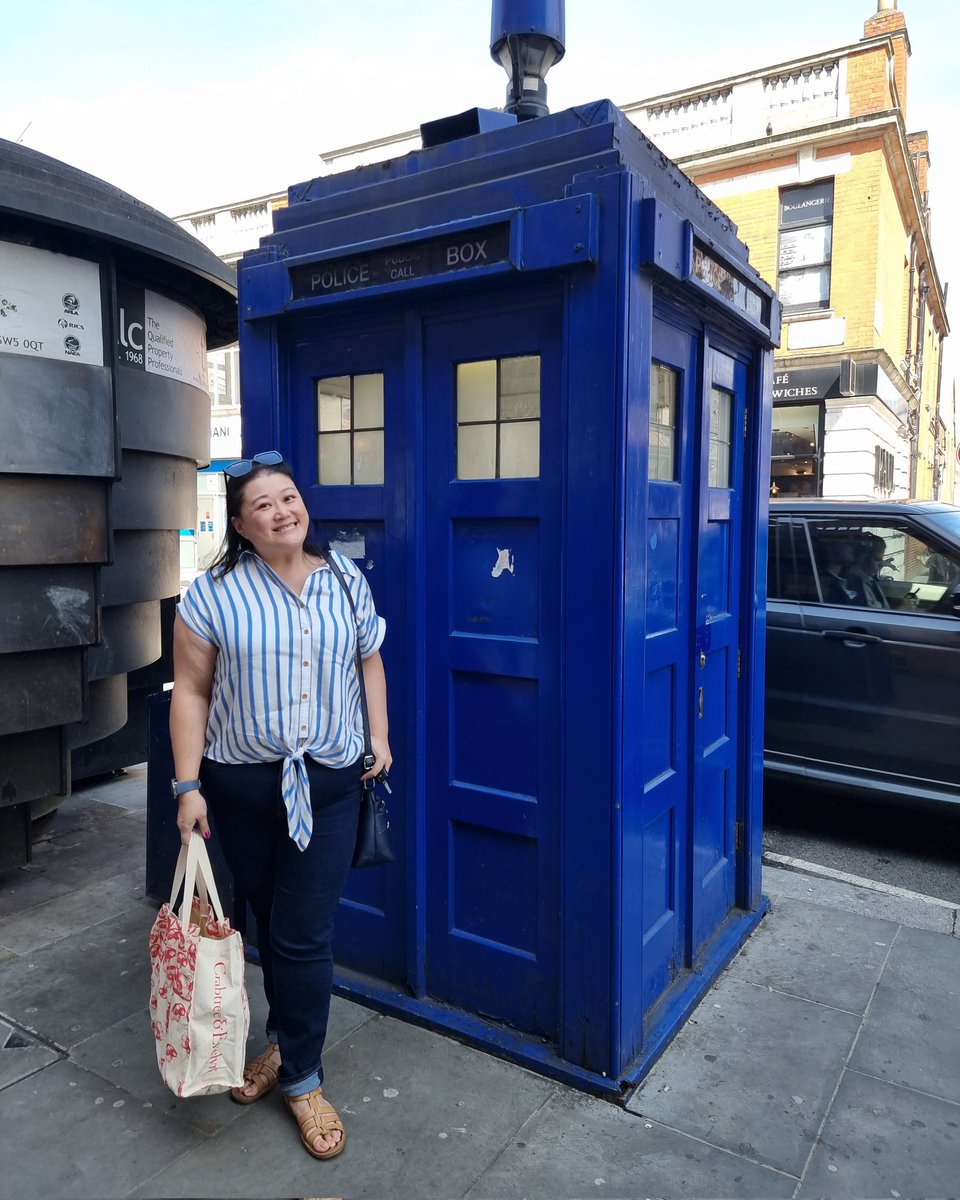 Got to see the Dr Who blue phone box outside earls court station. Have you seen it? #drwho #bluephonebox #londonhotspots