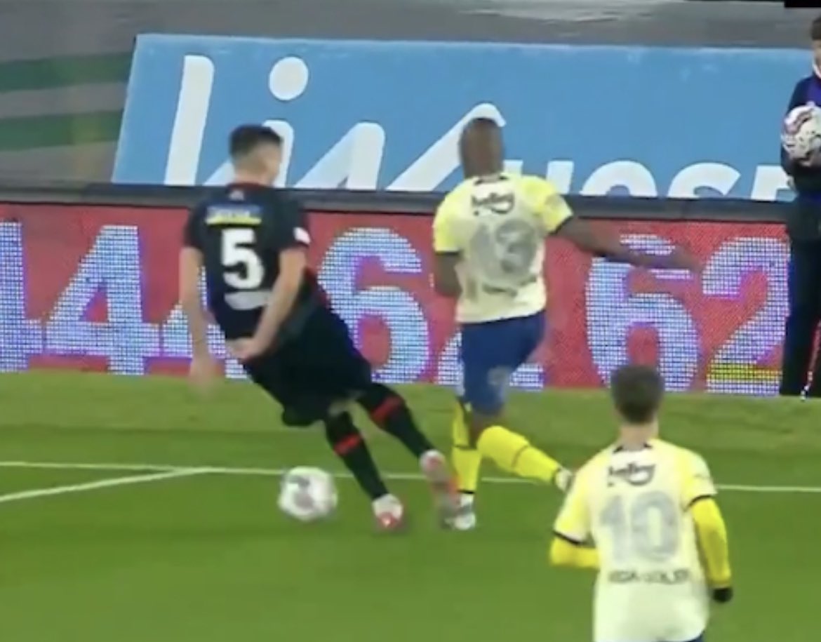 Ağlamalar işe yaradı Fenerbahçe’nin net penaltısı verilmedi ve net golü iptal edildi! #LaledenGSyeOrtalar