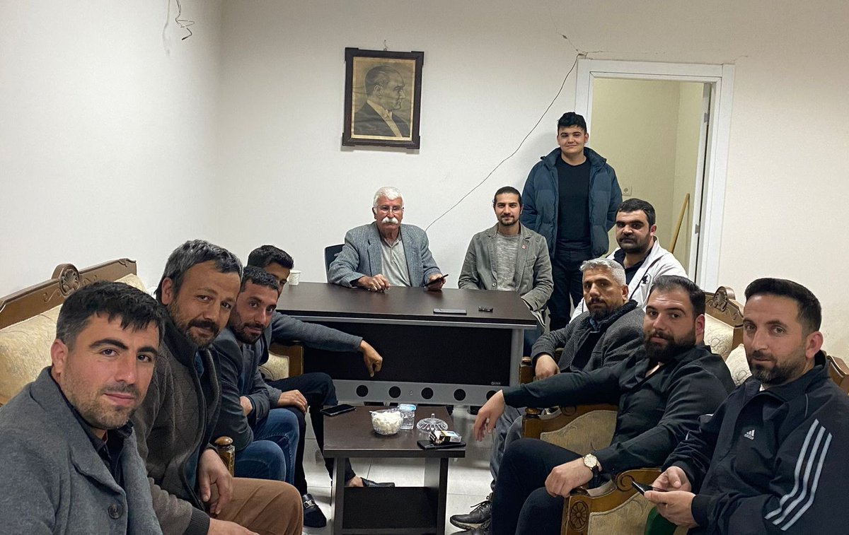 Cumhuriyet Halk Partisi Bozova örgütü olarak bugünkü iftar sonrası buluşmamızdan bir kare. 
Hedefimiz; Türkiye'de İktidar, Şanlıurfa'da 14 vekil!
#Secim2023