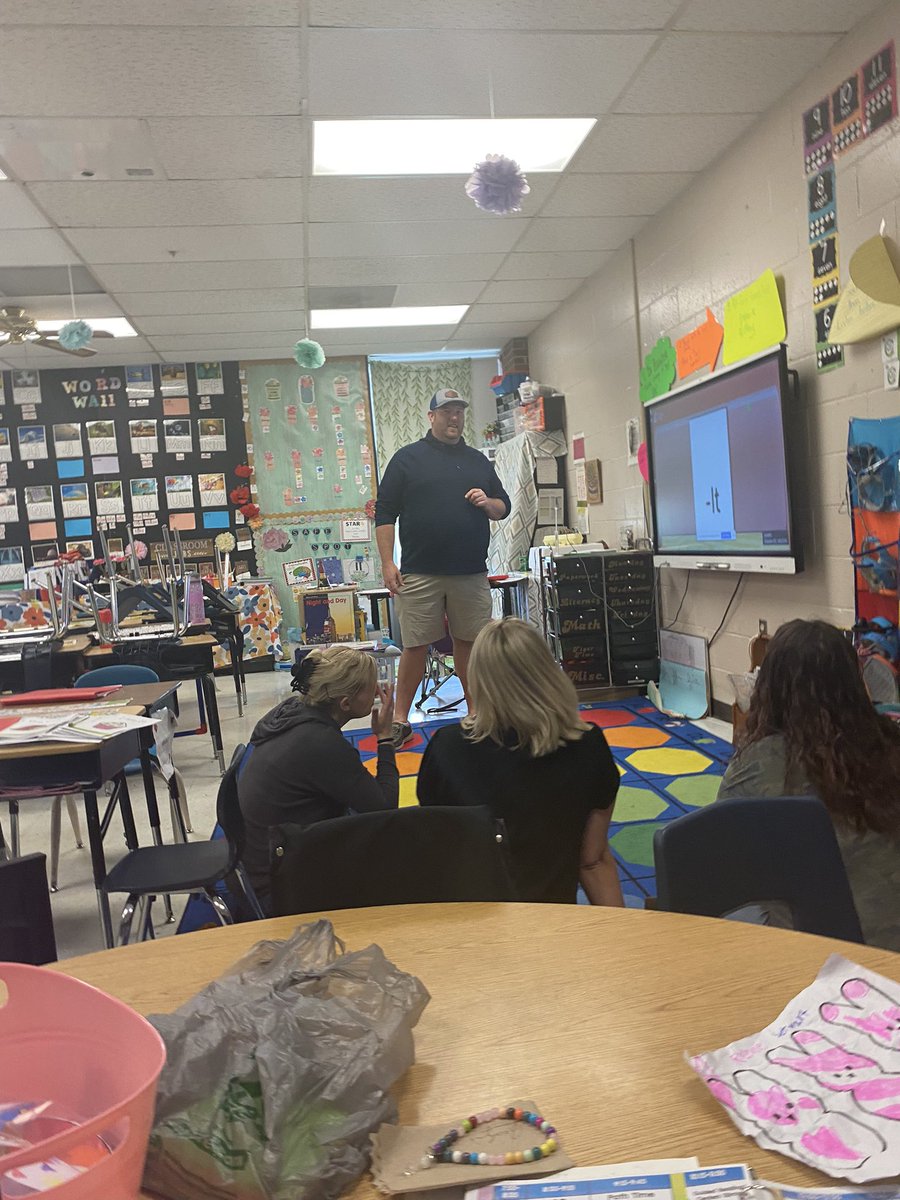 Mrs.Lemasson tweet media