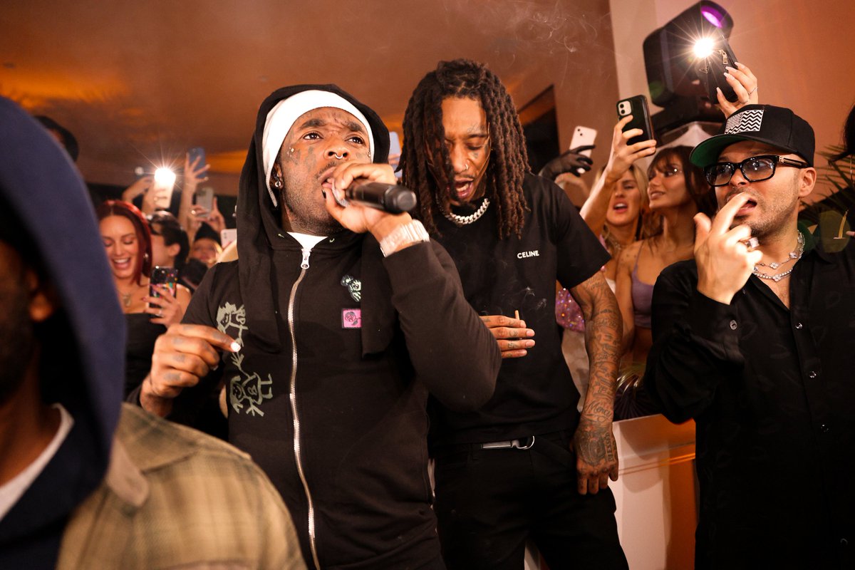 Human Nature magazine tweet media