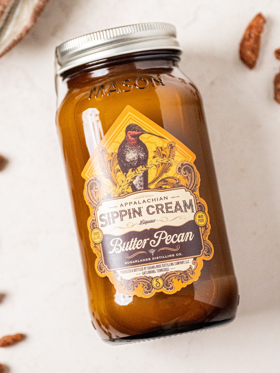 Butter Pecan Appalachian Sippin' Cream is our Flavor of the Week! Sips up to a flavorful seven days ahead! 

#SipsUp #Sugarlands #AppalachianSippinCream #Moonshine #FOTW