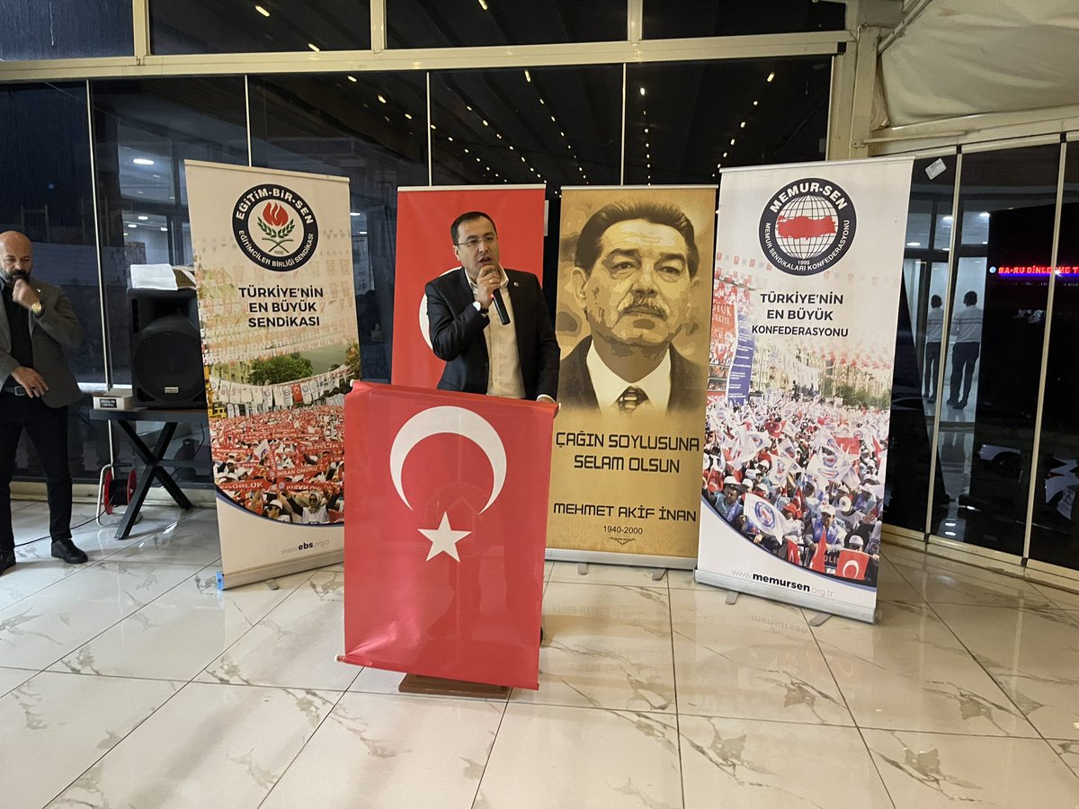 AbdullahCati's tweet photo. #EğitimBirSen olarak yetkili olduğumuz günden bugüne 90 üzerinde kazanıma imza atan biziz.
-Kadroya geçen meslektaşlarımızın #EşÖzrü hakkını alacak olan yine biziz
-1.dereceye yükselen tüm kamu görevlilerinin ek göstergelerinin 3600’e yükseltilmesini sağlayacak olan yine biziz. https://t.co/1NN9ot2QKb