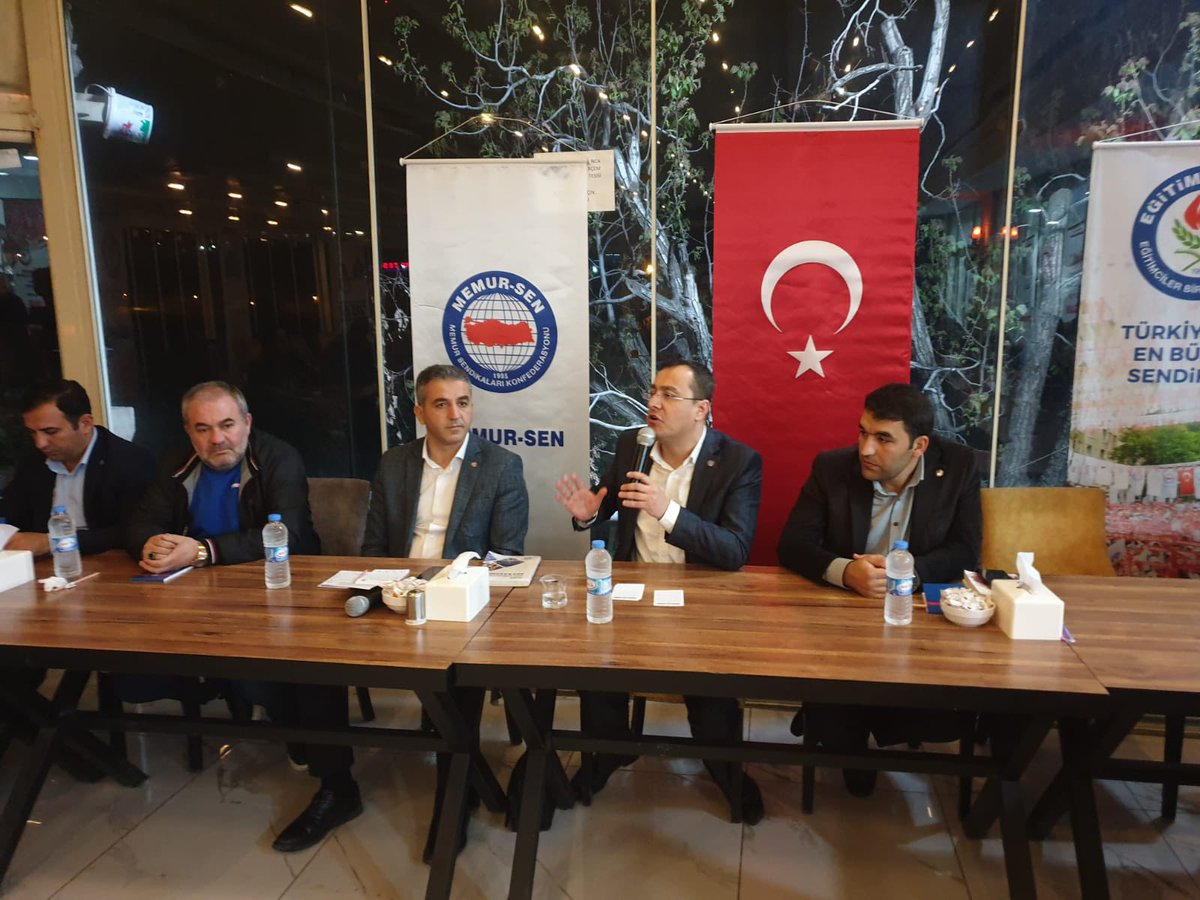 AbdullahCati's tweet photo. -2023 yılı içerisinde öğretmenlerin #AlanDeğişikliği iş ve işlemlerine ilişkin kılavuz ve duyuru yayımlanmasını,alan değişikliği işlemleri atama takvimine dâhil edilmesini sağlayacak olanda biziz…..

Sorunları gören, sorunları çözen ve var olan sorunları çözecek olan yine biziz. https://t.co/GYFaAEBqOg