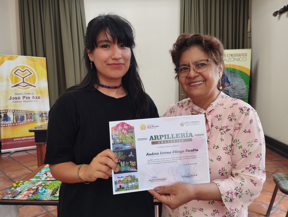 MuseoEtnoAmazon's tweet photo. #gracias 📷𝗖𝗹𝗮𝘂𝘀𝘂𝗿𝗮 𝘁𝗮𝗹𝗹𝗲𝗿 𝗔𝗥𝗣𝗜𝗟𝗟𝗘𝗥𝗜́𝗔 𝗔𝗠𝗔𝗭𝗢́𝗡𝗜𝗖𝗔📷Agradecemos a las bellas mujeres que nos acompañaron con su talento, creatividad y mucho empeño. ¡𝗚𝗿𝗮𝗰𝗶𝗮𝘀 𝗮 𝘁𝗼𝗱𝗮𝘀 𝗽𝗼𝗿 𝘀𝗲𝗿 𝗮𝗿𝘁𝗲𝘀𝗮𝗻𝗮𝘀 𝗮𝗺𝗮𝘇𝗼́𝗻𝗶𝗰𝗮𝘀! #selvasperu https://t.co/AbRGL4lJUb