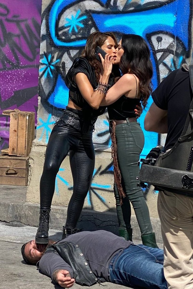 sapphics like: tweet media