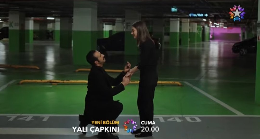 huyde12's tweet photo. "Evlen benimle" 💕
#YalıÇapkını #AbSun https://t.co/OklddMwlgG