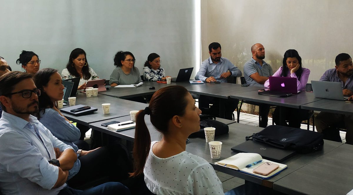 Energetica2030's tweet photo. Hoy desde Energética 2030, le damos la bienvenida a la Misión de Apoyo a la Implementación del Proyecto #Paces del @ICETEX y el @BancoMundial. Con el Director Científico @jairojespinosa y los 10 directores de los proyectos, recibimos a @MincienciasCo, @Mineducacion en @fminas🙌. https://t.co/zqe9PZ3XZV