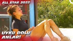 Geçen sene yarışmayı uyuyarak geçip takım arkadaşlarını yalnız bırakan çekyalı kezbana neden bu lafları edemedin acun?